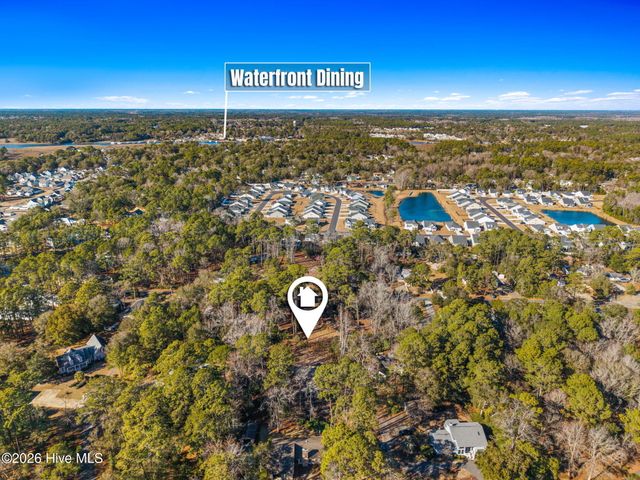 9136 Forest Drive SW, Sunset Beach, NC 28468