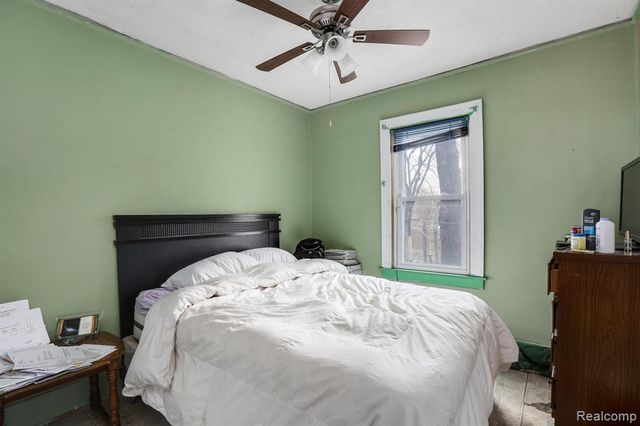 14902 Wisconsin Street, Detroit, MI 48238