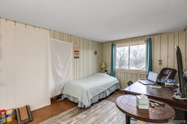 14902 Wisconsin Street, Detroit, MI 48238