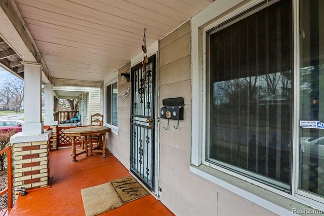 14902 Wisconsin Street, Detroit, MI 48238