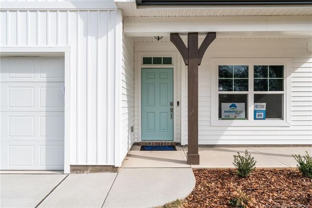 128 Michter Street, Vass, NC 28394