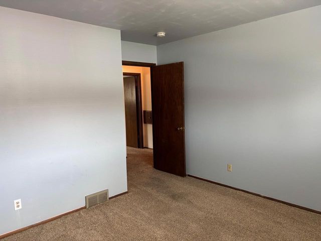 44 N Lakewood Gardens Lane, Madison, WI 53704