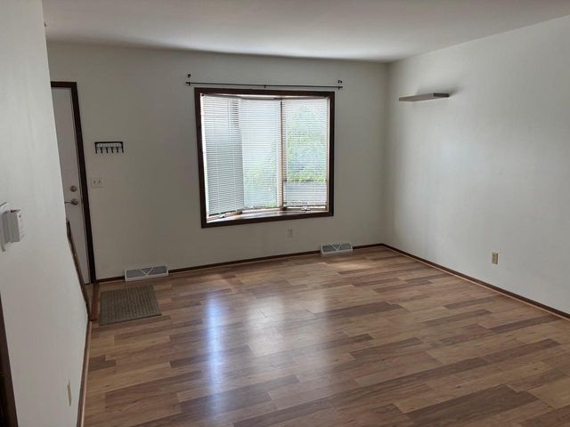 44 N Lakewood Gardens Lane, Madison, WI 53704