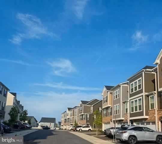 7924 OLIVE BRANCH LN, Laurel, MD 20723