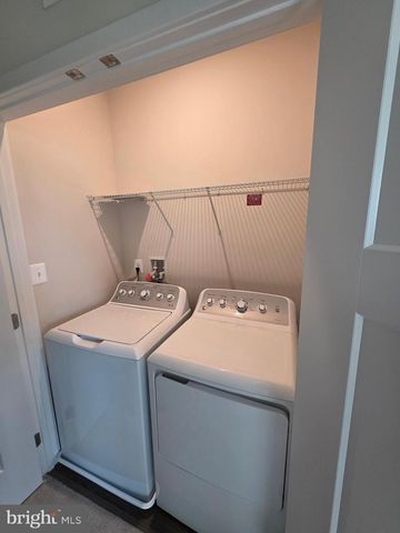 7924 OLIVE BRANCH LN, Laurel, MD 20723