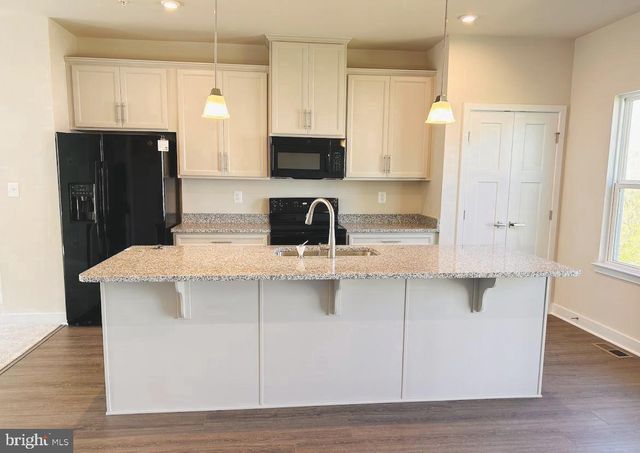 7924 OLIVE BRANCH LN, Laurel, MD 20723