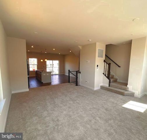 7924 OLIVE BRANCH LN, Laurel, MD 20723