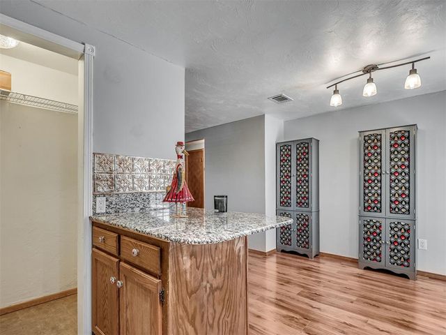 8405 S Brookline Avenue, Oklahoma City, OK 73159