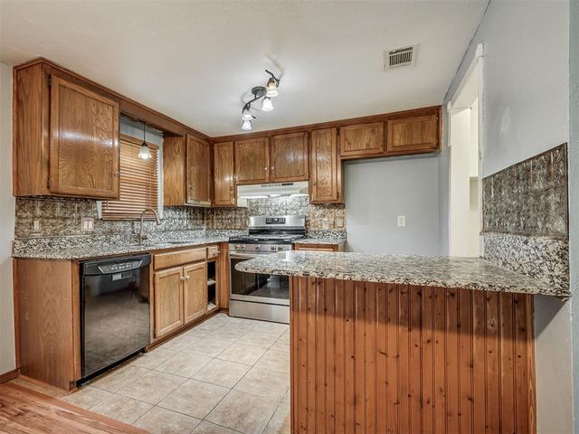 8405 S Brookline Avenue, Oklahoma City, OK 73159
