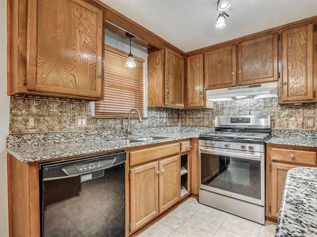 8405 S Brookline Avenue, Oklahoma City, OK 73159