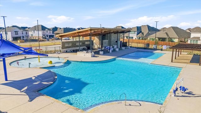 916 Brittany Drive, Anna, TX 75409