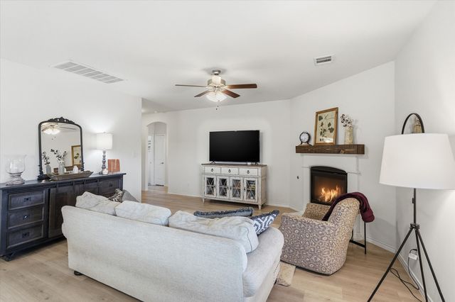 916 Brittany Drive, Anna, TX 75409