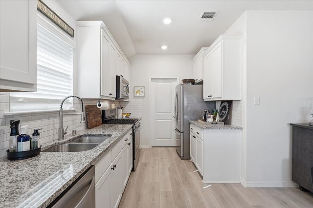 916 Brittany Drive, Anna, TX 75409