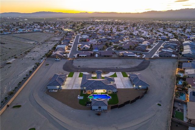 5645 S Chickasaw Avenue, Fort Mohave, AZ 86426