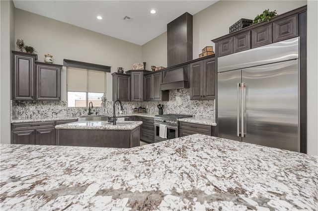 5645 S Chickasaw Avenue, Fort Mohave, AZ 86426