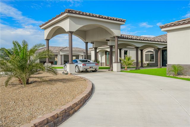 5645 S Chickasaw Avenue, Fort Mohave, AZ 86426