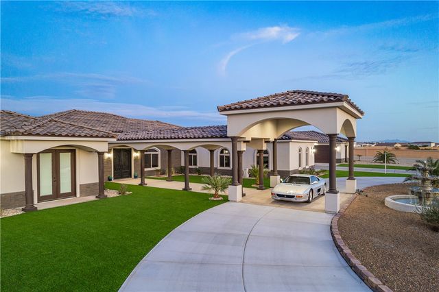 5645 S Chickasaw Avenue, Fort Mohave, AZ 86426