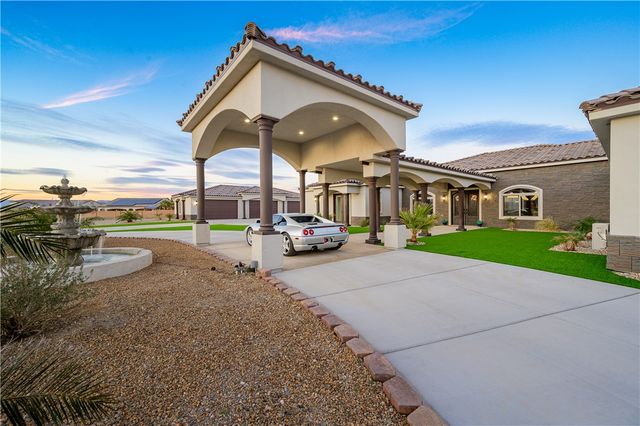 5645 S Chickasaw Avenue, Fort Mohave, AZ 86426