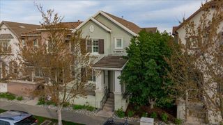 3040 Village Plaza Dr, Roseville, CA 95747