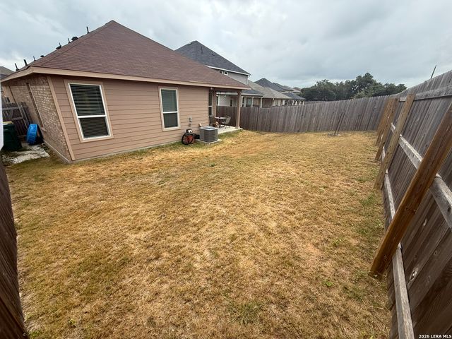 404 Sambar Bay Dr., Boerne, TX 78006