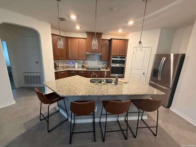 404 Sambar Bay Dr., Boerne, TX 78006