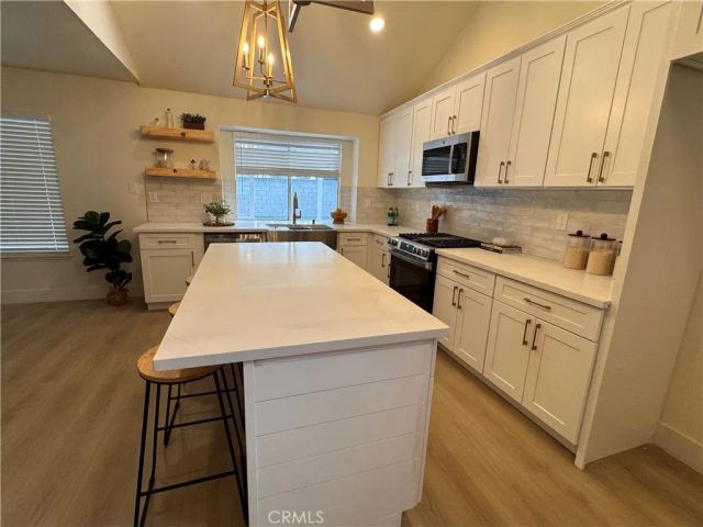 1181 W Banyon, Rialto, CA 92377