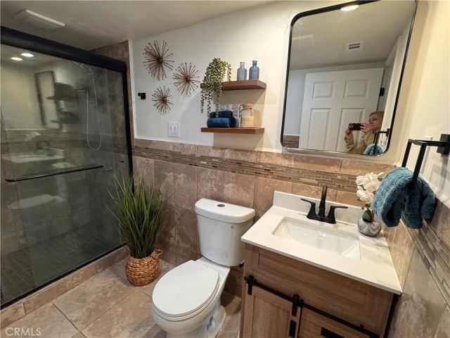 1181 W Banyon, Rialto, CA 92377