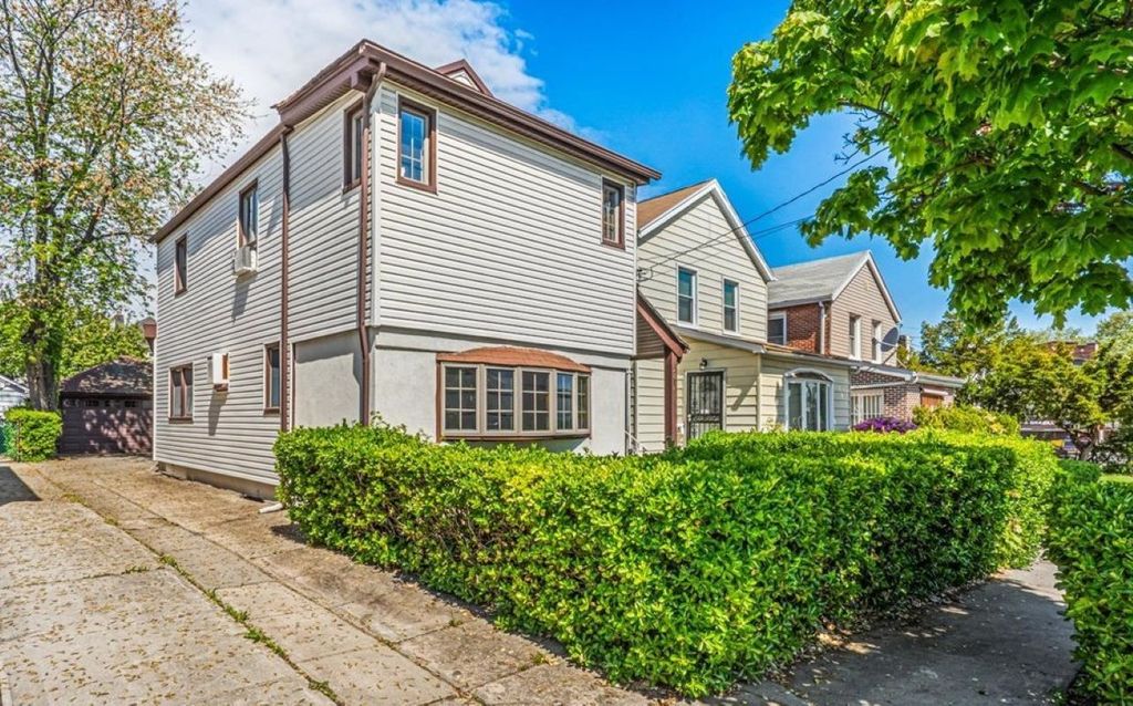 90-43 70th Drive, New York City, NY 11375