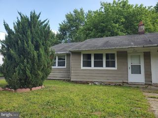 135 LEMMON AVENUE, Pemberton, NJ 08068