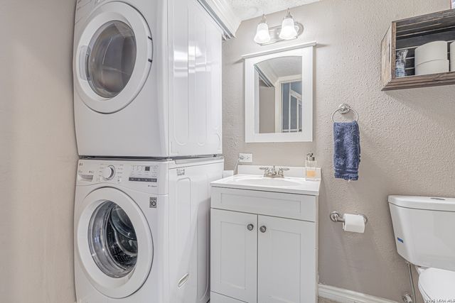 9915 Powhatan Dr Apt A1, San Antonio, TX 78230