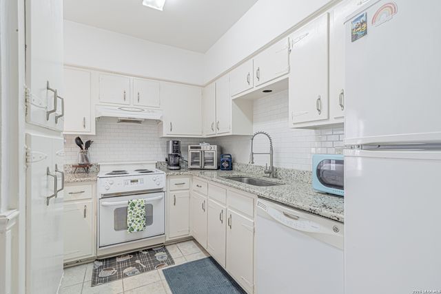 9915 Powhatan Dr Apt A1, San Antonio, TX 78230