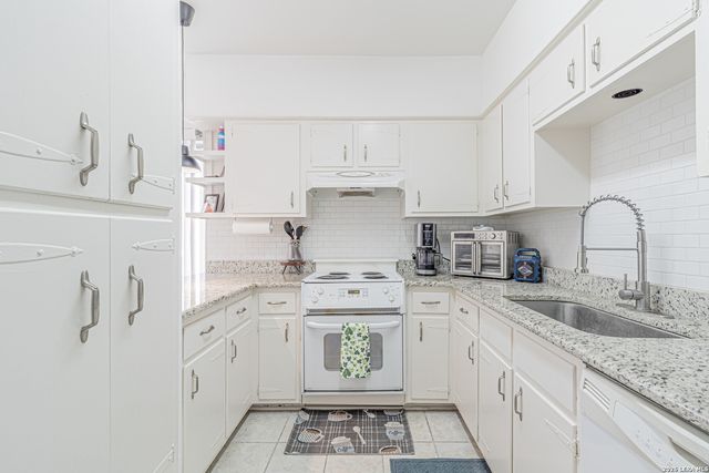 9915 Powhatan Dr Apt A1, San Antonio, TX 78230