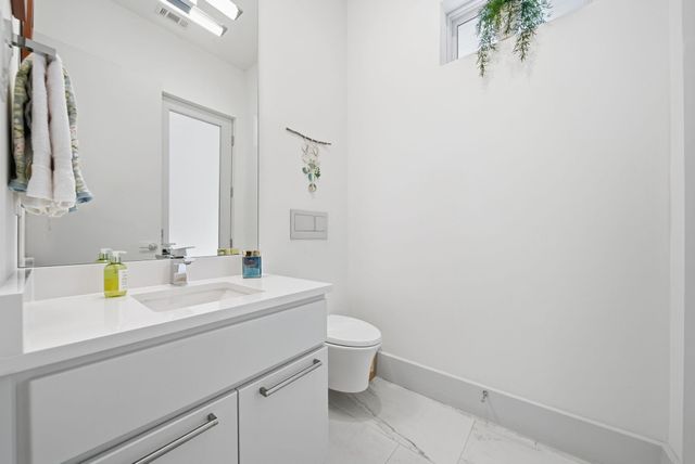 6610 Sivley Street, Houston, TX 77055