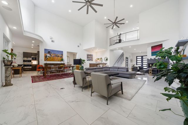 6610 Sivley Street, Houston, TX 77055