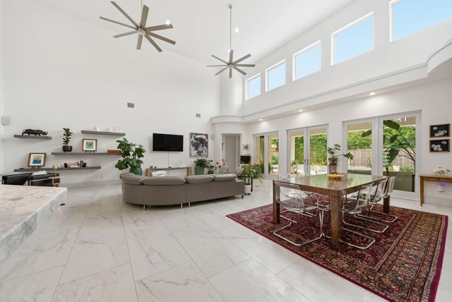 6610 Sivley Street, Houston, TX 77055