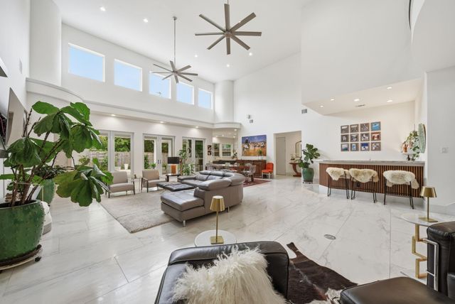 6610 Sivley Street, Houston, TX 77055