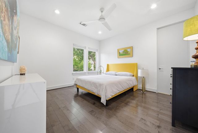 6610 Sivley Street, Houston, TX 77055