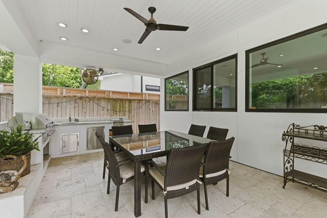 6610 Sivley Street, Houston, TX 77055