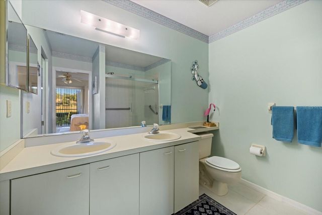 880 BIRD BAY DRIVE W 106, Venice, FL 34285