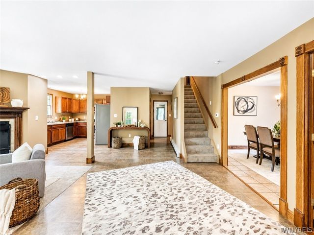 307 South Ellicott Creek Road, Amherst, NY 14228