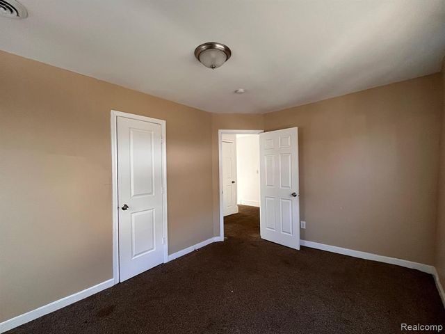2711 Burlingame Street, Detroit, MI 48206