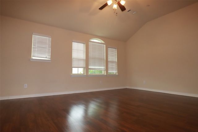 913 Shelby Lane, Lewisville, TX 75056