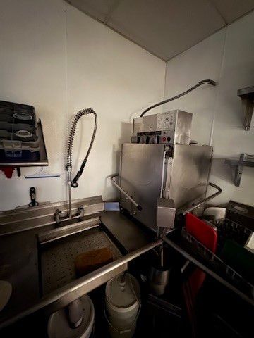 215 W North Avenue, Chicago, IL 60610