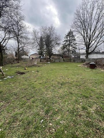 1925 Rapids DRIVE, Racine, WI 53404