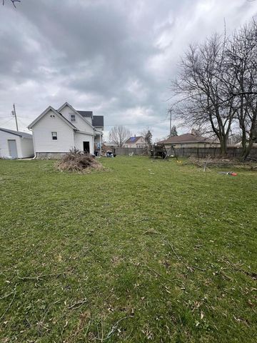 1925 Rapids DRIVE, Racine, WI 53404