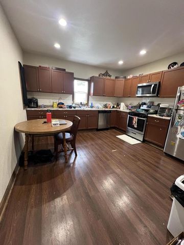 1925 Rapids DRIVE, Racine, WI 53404