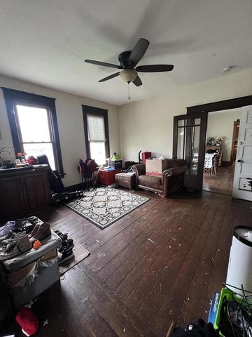 1925 Rapids DRIVE, Racine, WI 53404