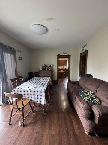 1925 Rapids DRIVE, Racine, WI 53404
