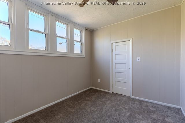 904 Lee Street, St Albans, WV 25177