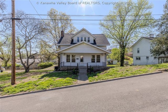 904 Lee Street, St Albans, WV 25177